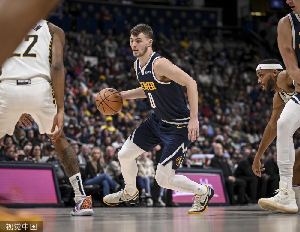 焦点转移至 焦点转移至