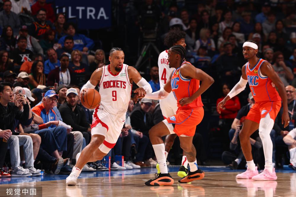 他在进攻过 他在进攻过