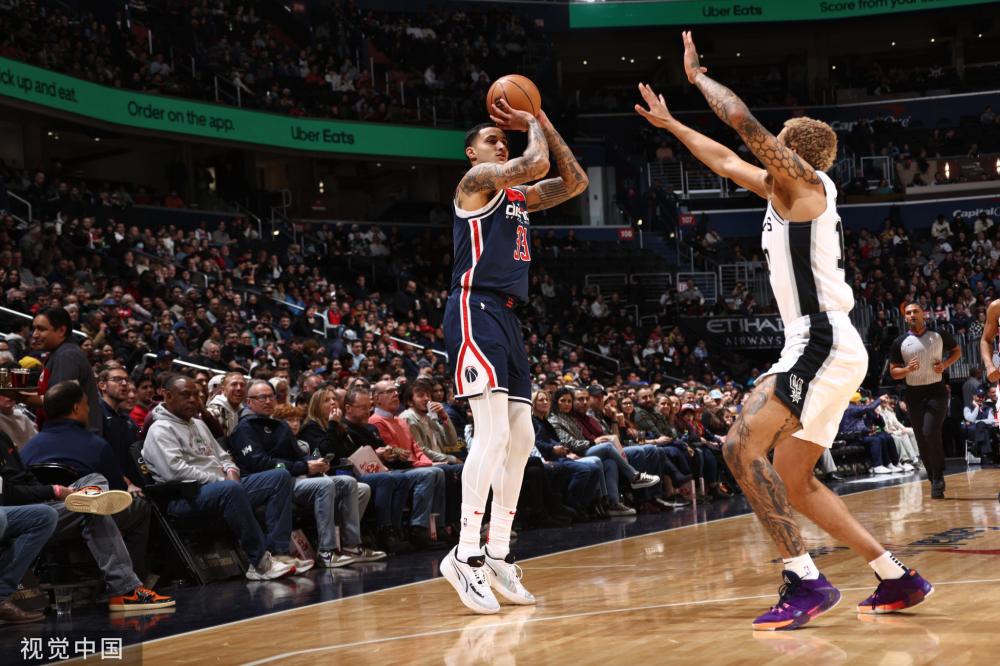 使他成为球 使他成为球